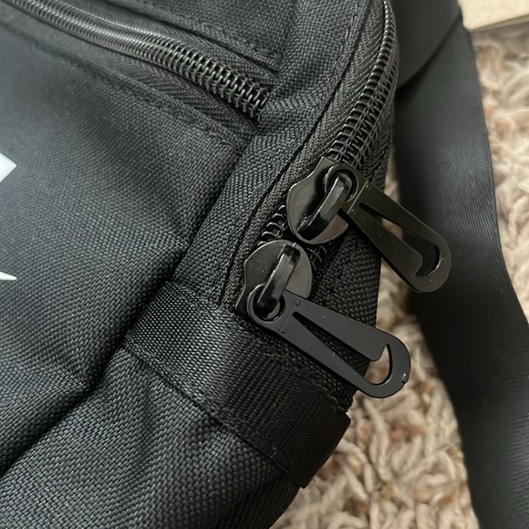 Nike Sportswear Futura 365 Mini Backpack NWT - Picture 8 of 9